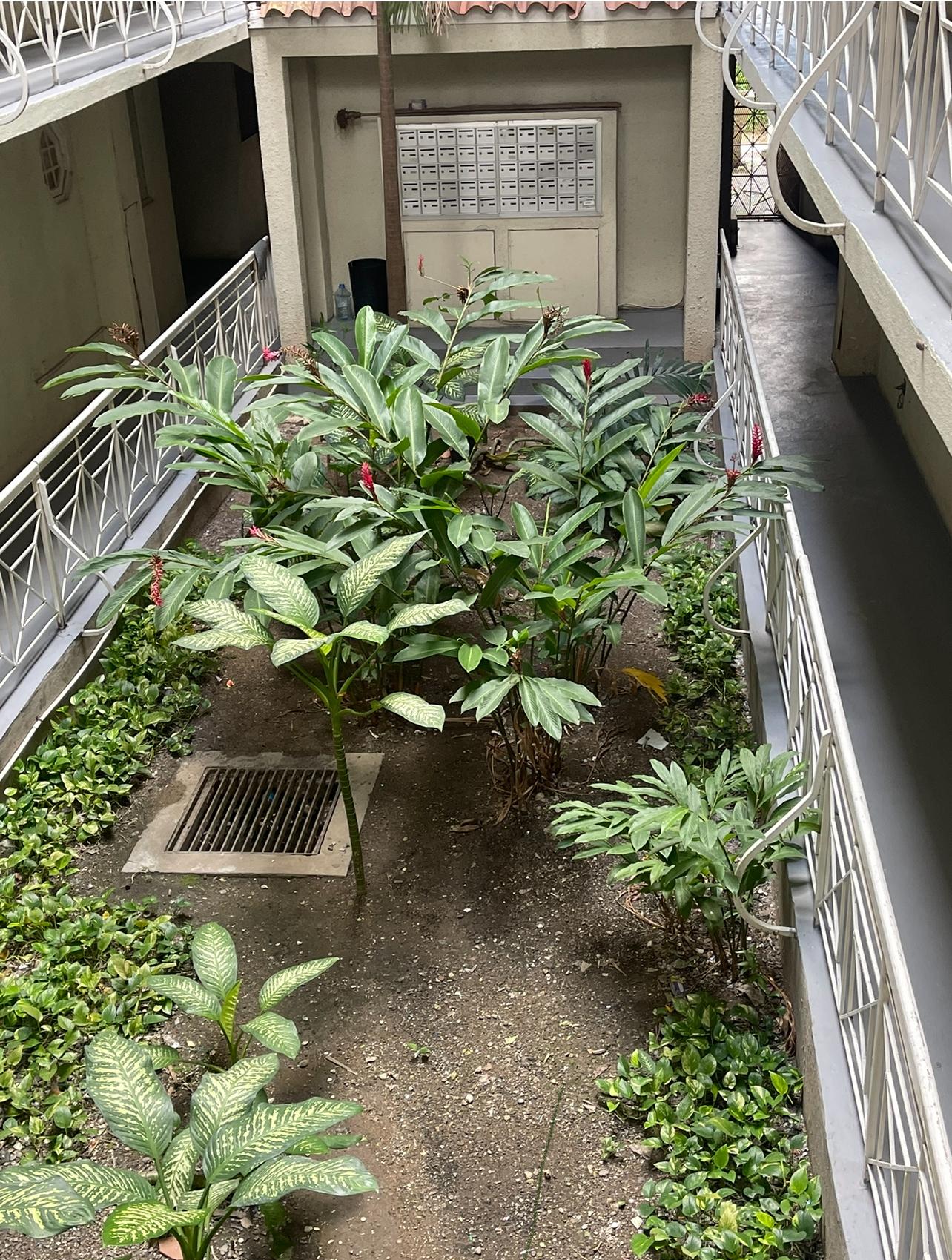 Eighth image of 507-114 1/2 Constant Spring Road in Kingston 8, St. Andrew, Jamaica - property is For Sale