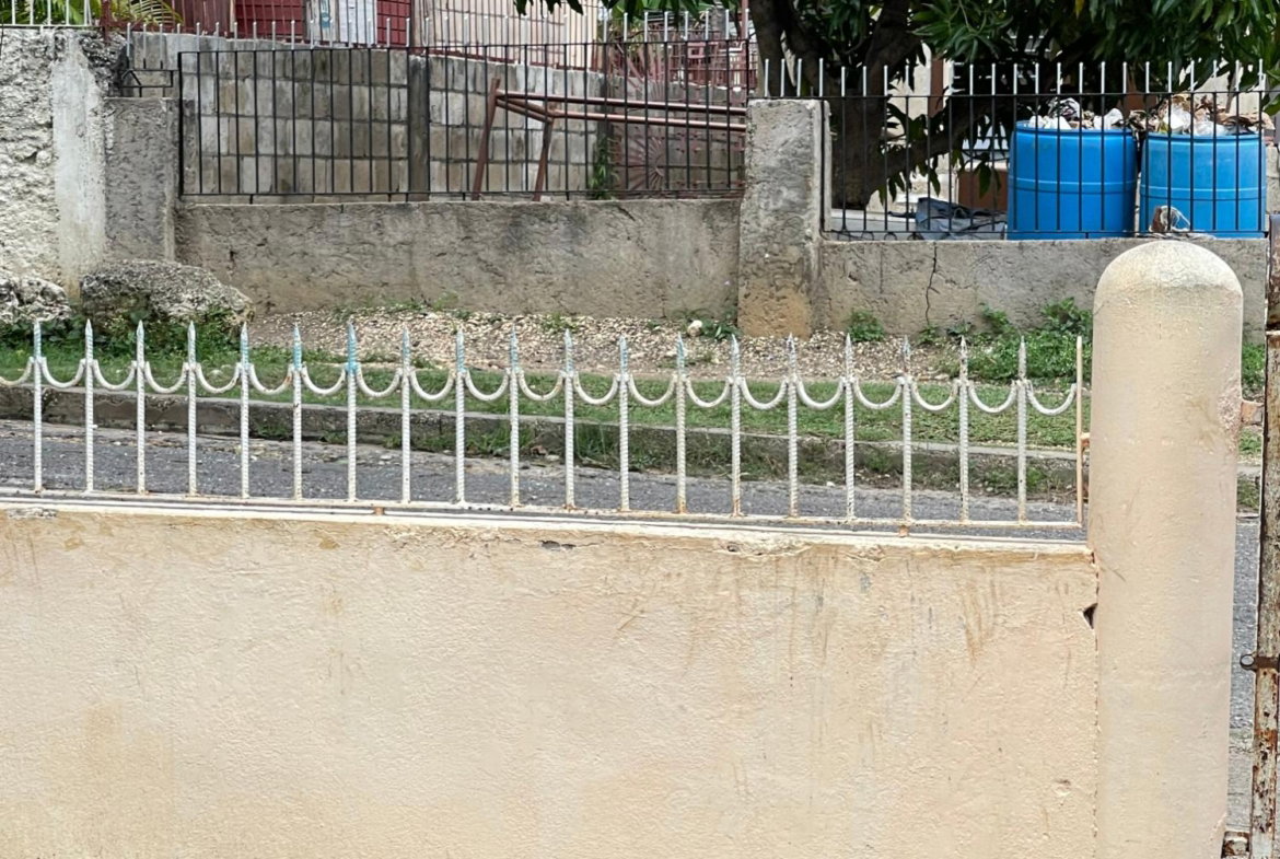 Fifth image of 12-12 Arnold Road, Oliver Garde in May Pen, Clarendon, Jamaica - property is For Sale