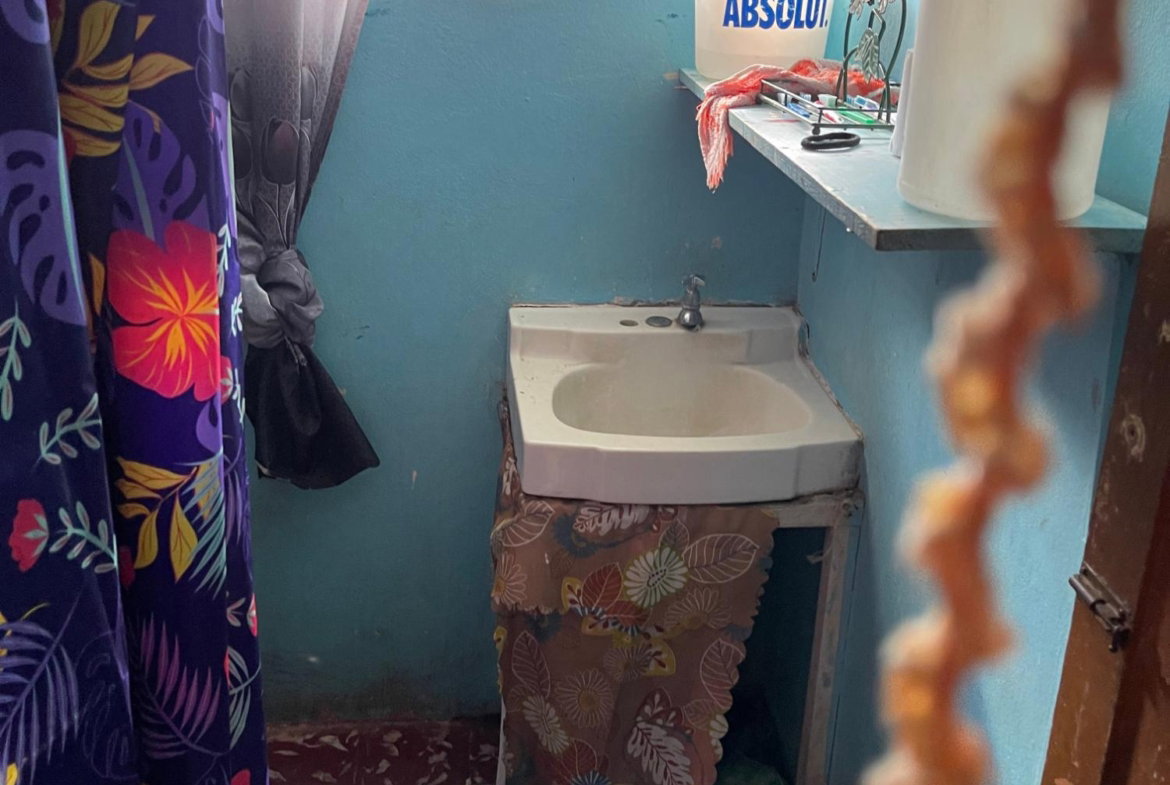 Ninth image of 12-12 Arnold Road, Oliver Garde in May Pen, Clarendon, Jamaica - property is For Sale