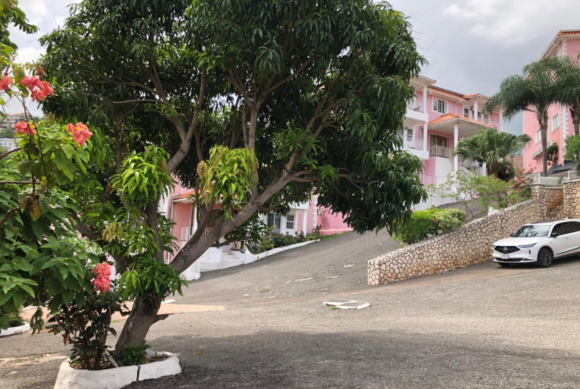 Fifteenth image of 4-5 Astoria Drive in Kingston 19, St. Andrew, Jamaica - property is For Sale
