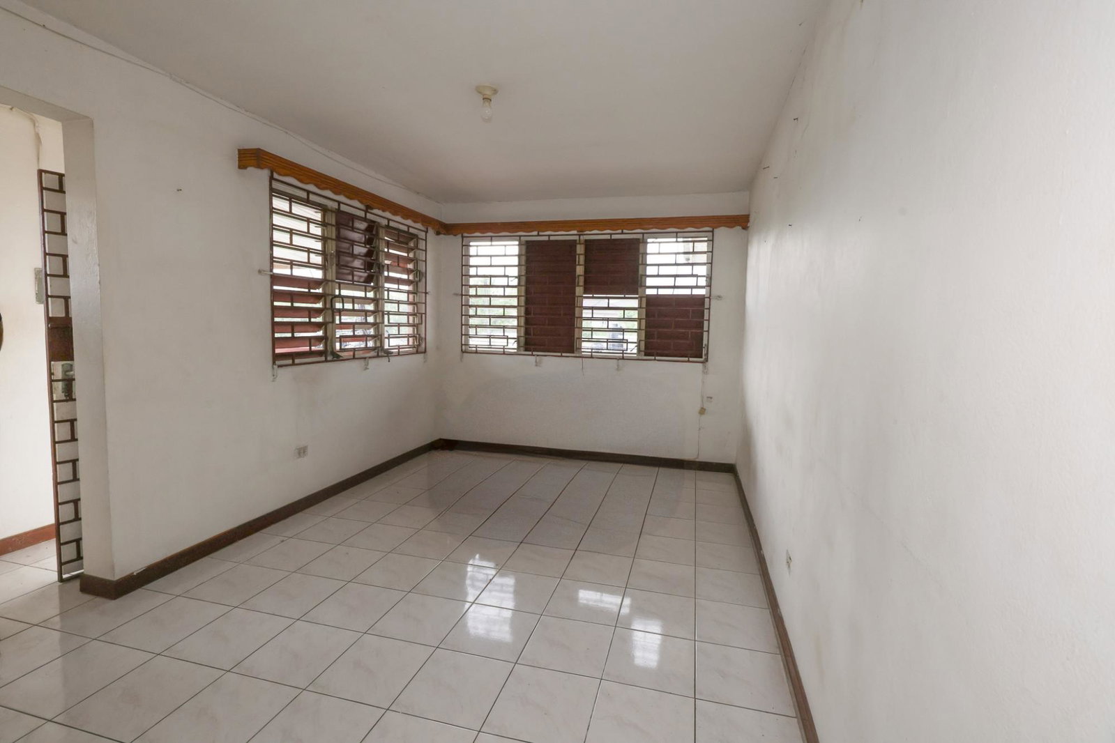 Fifth image of 5-5 Dennis Avenue in Kingston 19, St. Andrew, Jamaica - property is For Sale