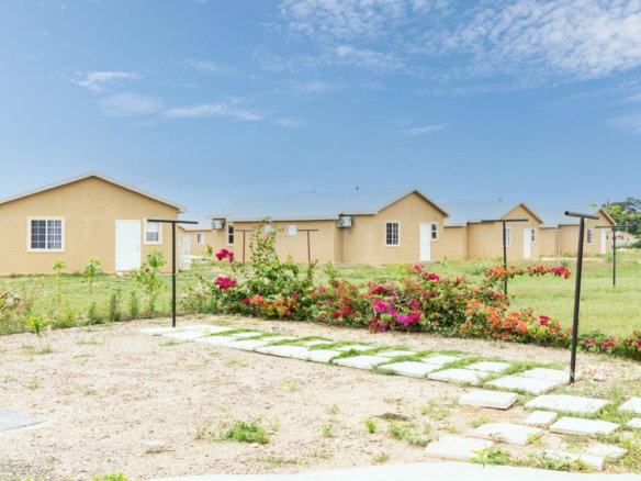 First image of 706- Phoenix Park Village 2 in Phoenix Park, St. Catherine, Jamaica - property is For Rent