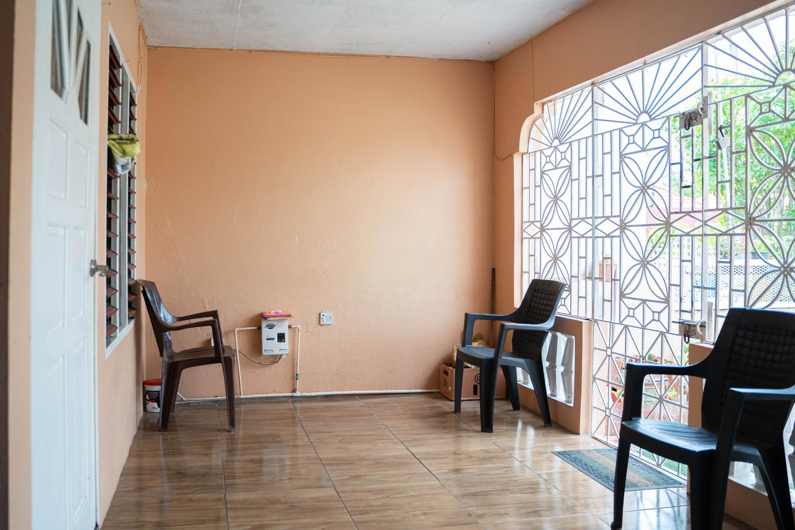 Charming-2-Bedroom-Home-for-Sale-in-Mineral-Heights-May-Pen Second image of 577 Lead Close, Mineral Heigh in Mineral Heights, Clarendon, Jamaica - property is For Sale