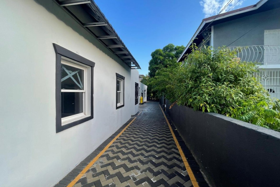 Thirtieth image of 15 Belvedere Road in Belvedere, St. Andrew, Jamaica - property is For Rent