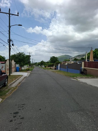 Thirteenth image of Hillview Terrace, Valenti in Kingston 19, St. Andrew, Jamaica - property is For Sale