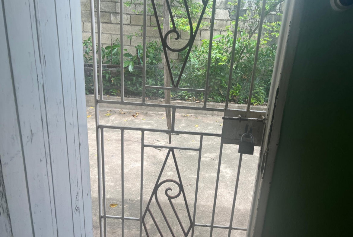 Eleventh image of Champlain Avenue in Kingston 20, St. Andrew, Jamaica - property is For Sale