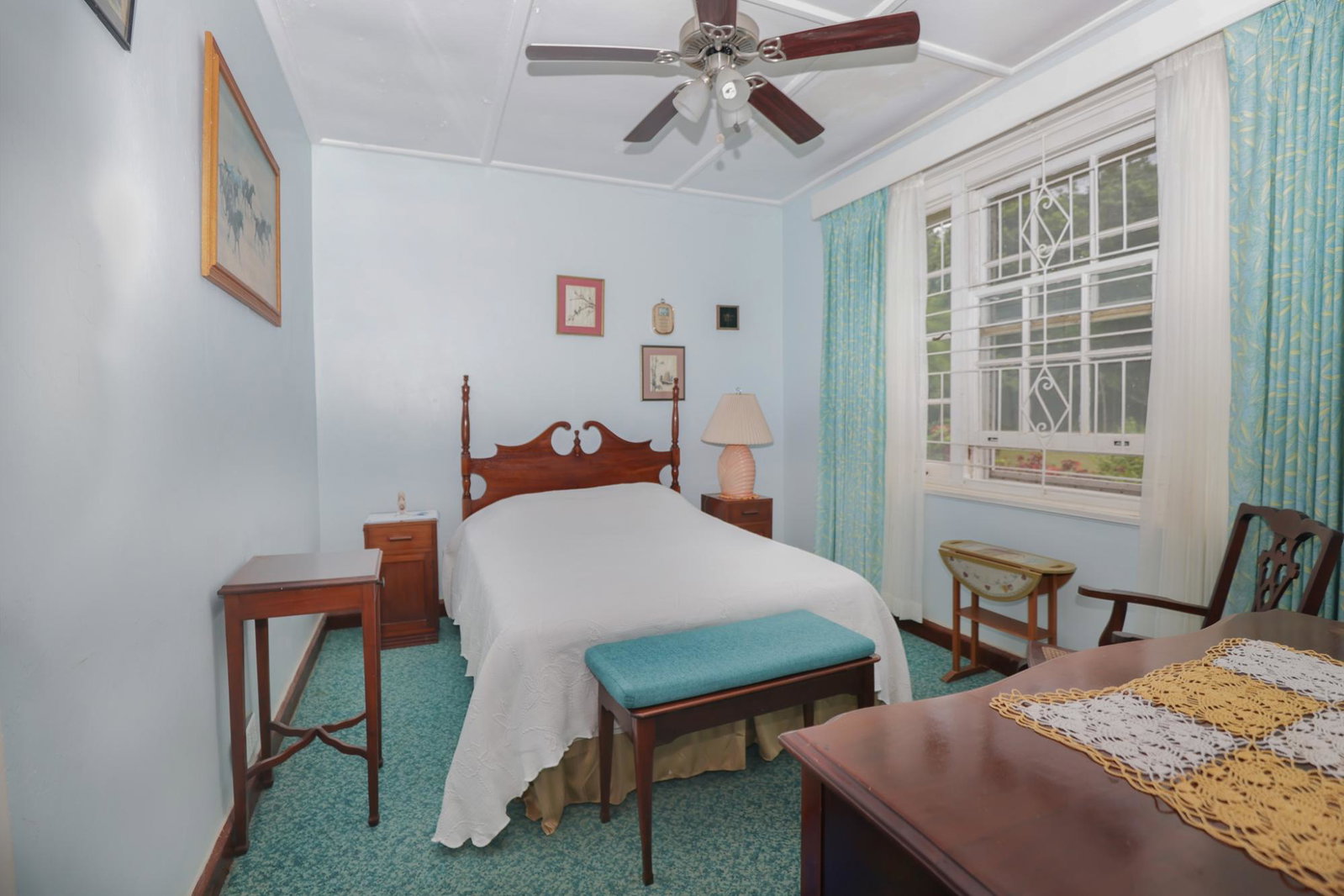 Charming-3-Bedroom-Home-with-Cottage-for-Sale-in-Ingleside-Jamaica Seventeenth image of 10 Orange Avenue, Ingleside in Mandeville, Manchester, Jamaica - property is For Sale