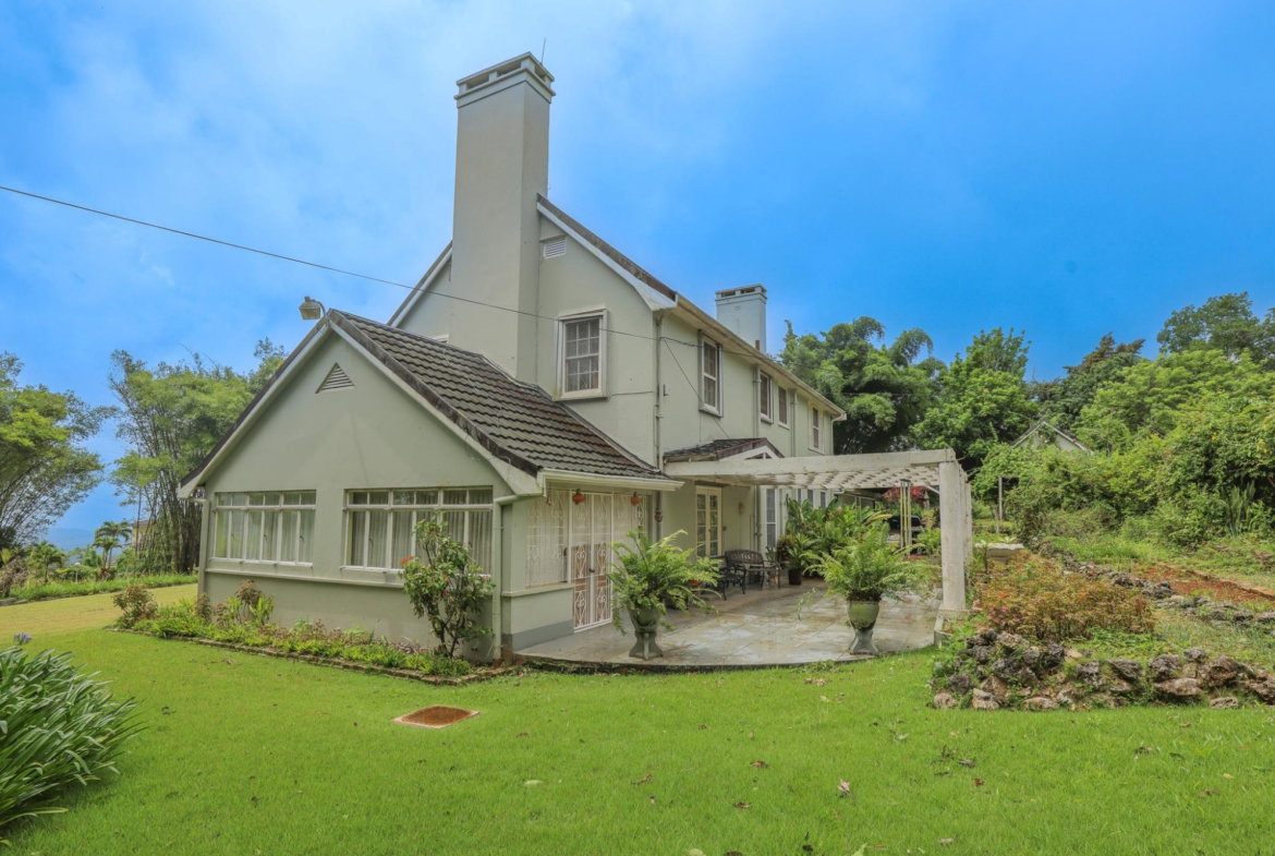 Fourth image of 10 Orange Avenue, Ingleside in Mandeville, Manchester, Jamaica - property is For Sale