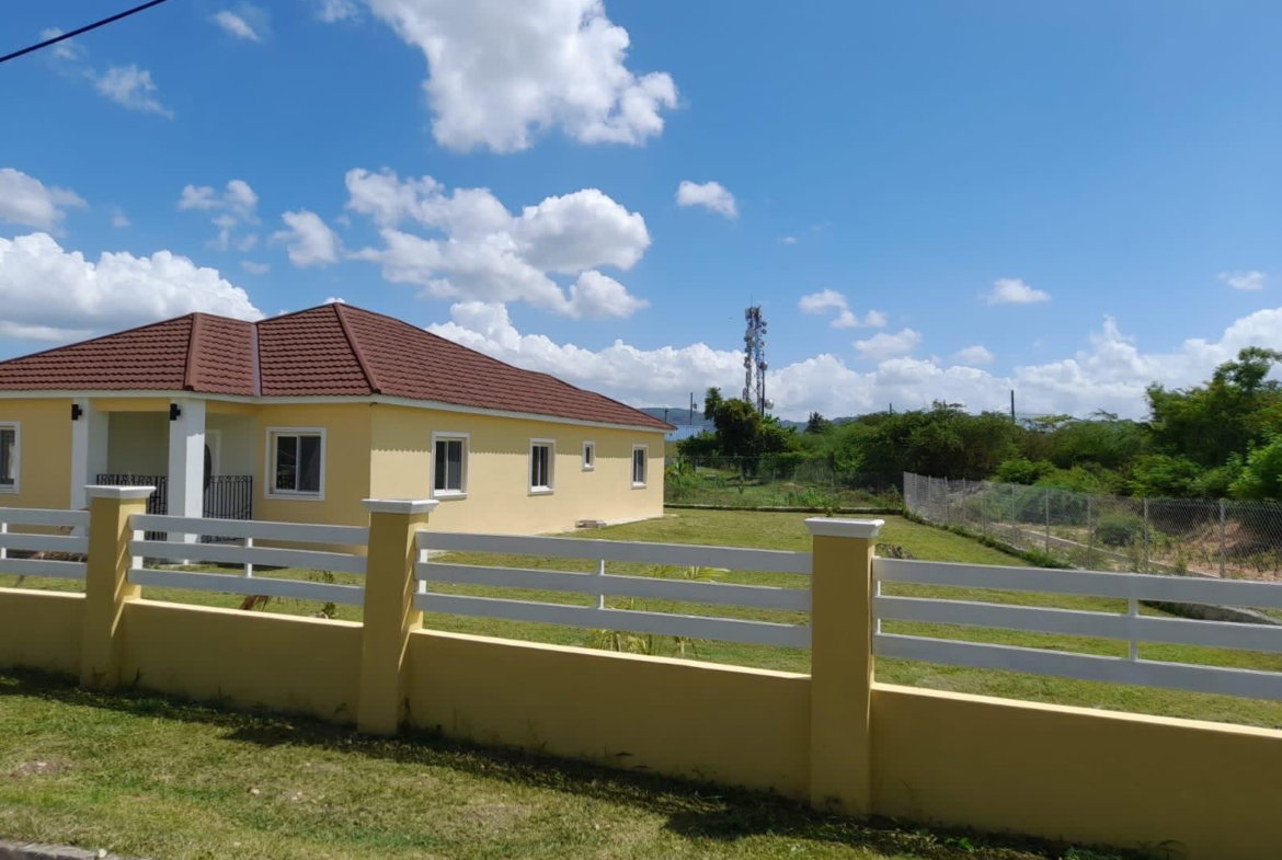 Fourth image of 4 Foga Road in Denbigh, Clarendon, Jamaica - property is For Sale