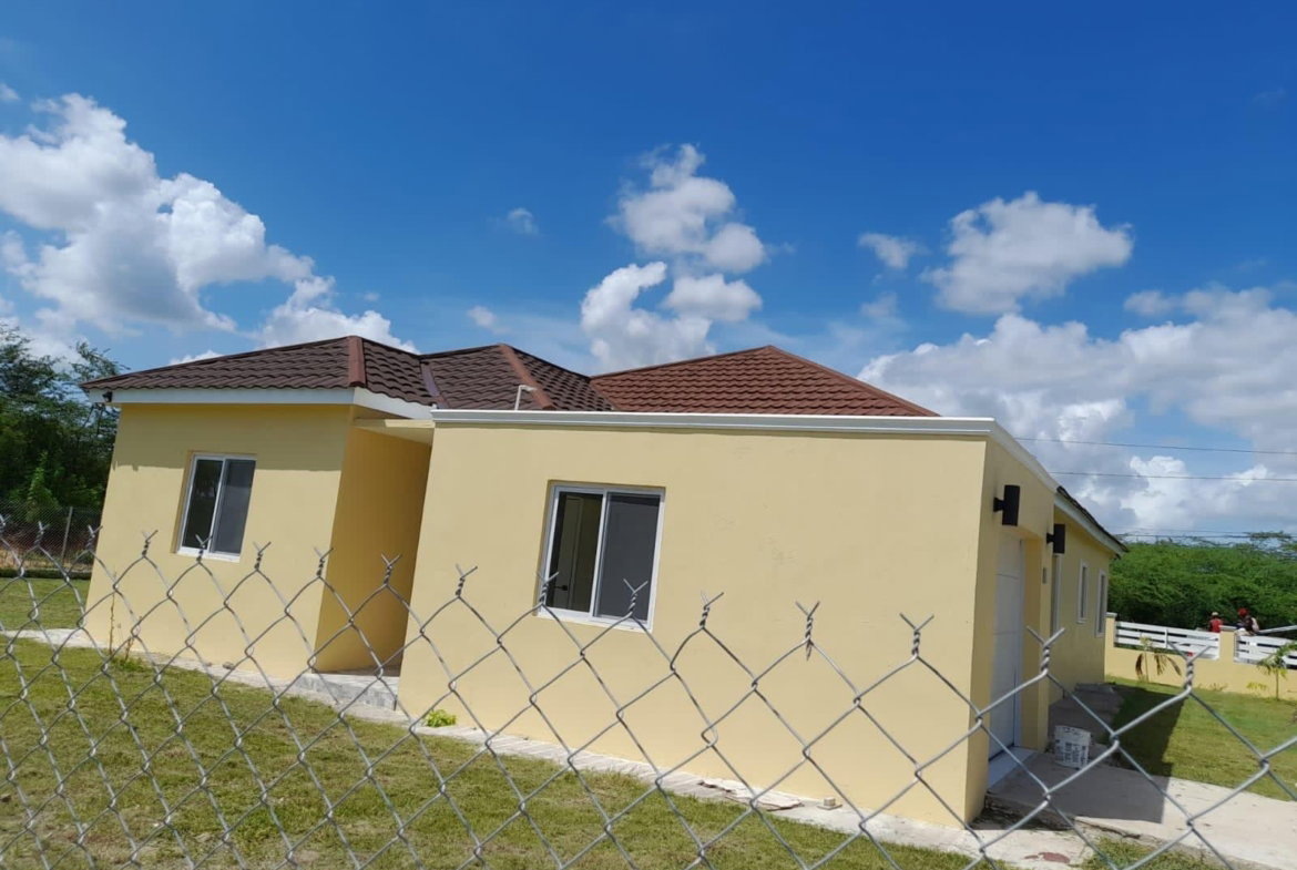 Fifth image of 4 Foga Road in Denbigh, Clarendon, Jamaica - property is For Sale