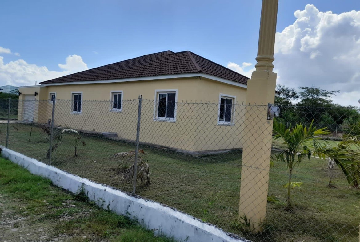 Tenth image of 4 Foga Road in Denbigh, Clarendon, Jamaica - property is For Sale
