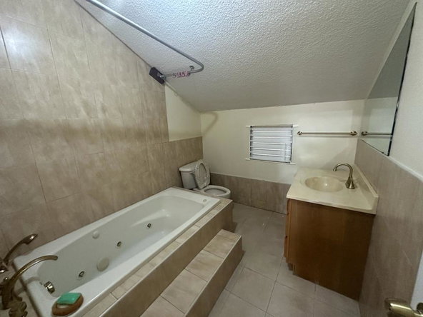 Eleventh image of 11 Liguanea Avenue in LIGUANEA, St. Andrew, Jamaica - property is For Rent