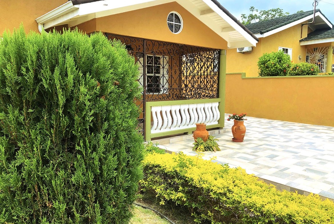 Fourth image of 372 Stonebrook Vista in FLORENCE HALL VILLAGE, Trelawny, Jamaica - property is For Rent