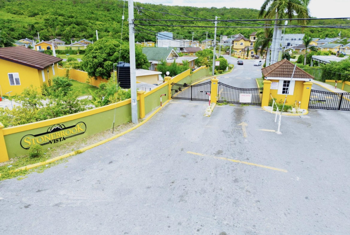 Ninth image of 372 Stonebrook Vista in FLORENCE HALL VILLAGE, Trelawny, Jamaica - property is For Rent