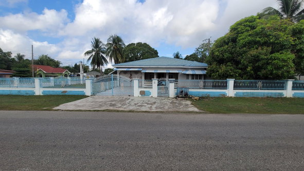 Second image of 22 North Street in May Pen, Clarendon, Jamaica - property is For Sale