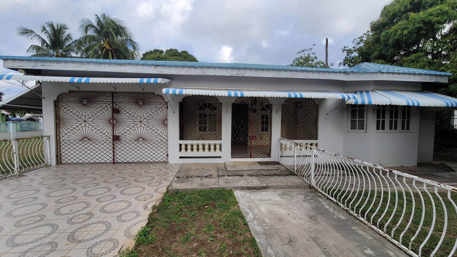 Third image of 22 North Street in May Pen, Clarendon, Jamaica - property is For Sale