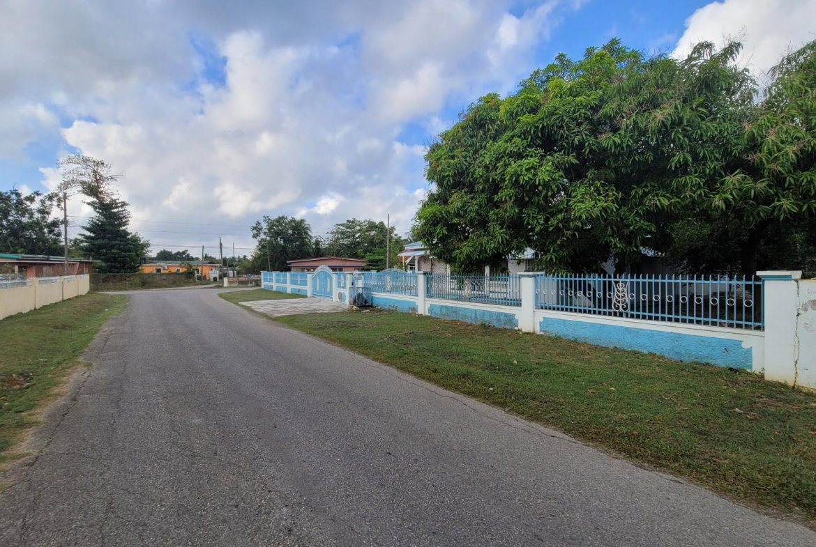 Fourth image of 22 North Street in May Pen, Clarendon, Jamaica - property is For Sale