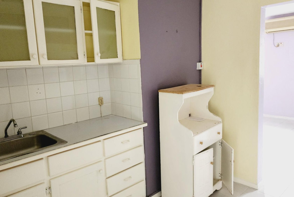 Third image of 607-114 1/2 Constant Spring Road in CONSTANT SPRING, St. Andrew, Jamaica - property is For Sale