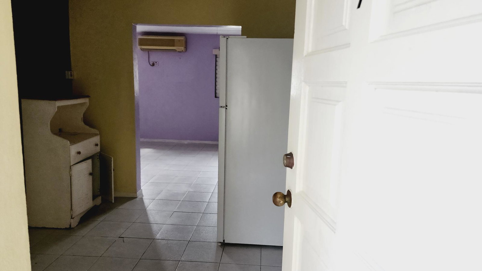 Ninth image of 607-114 1/2 Constant Spring Road in CONSTANT SPRING, St. Andrew, Jamaica - property is For Sale