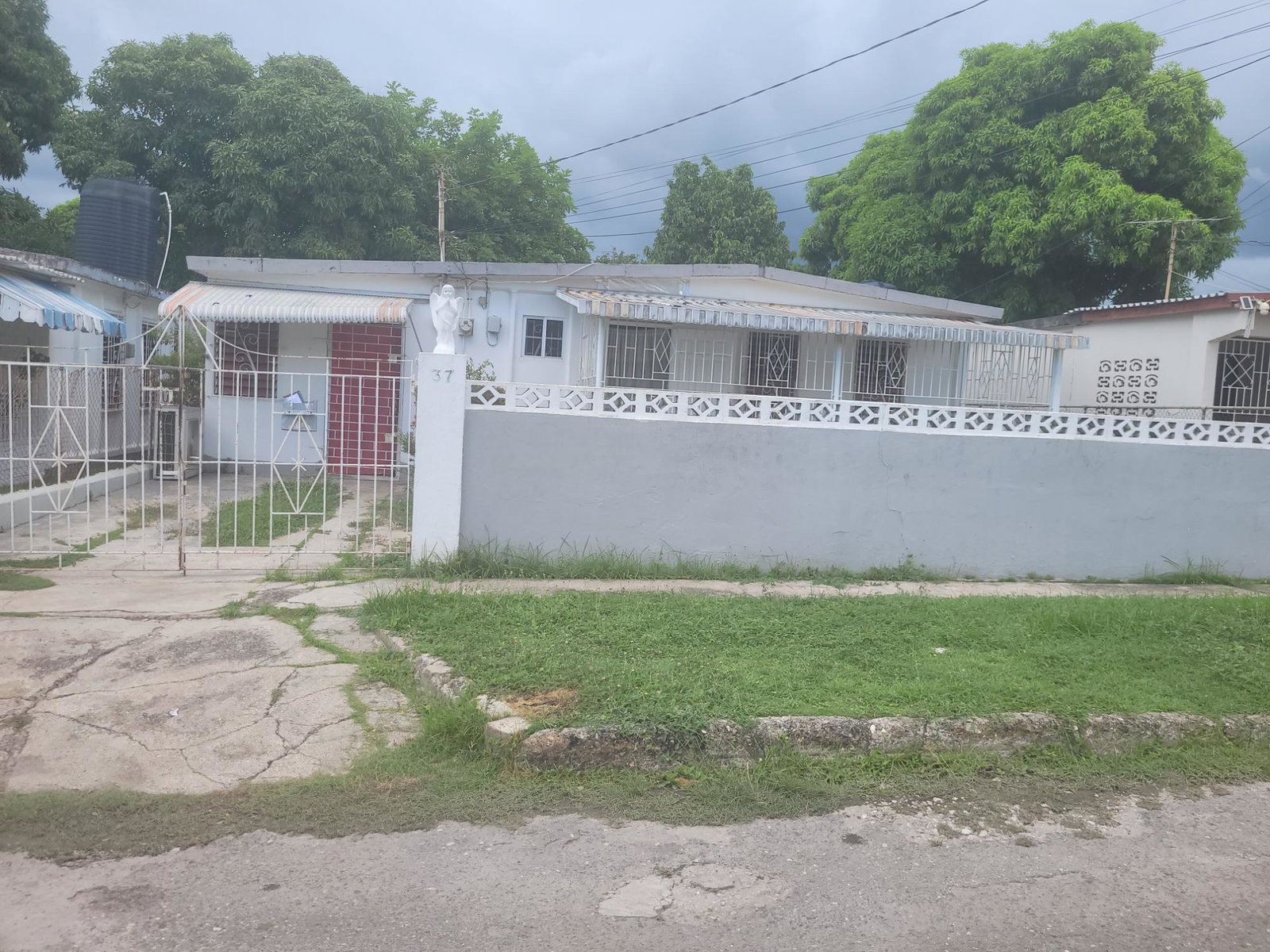 Fourth image of 37- Bronze rd in Kingston 20, St. Andrew, Jamaica - property is For Sale