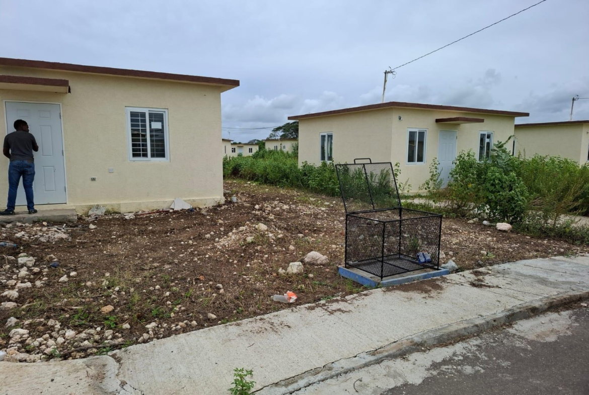 Second image of Catherine Estates in Spanish Town, St. Catherine, Jamaica - property is For Rent