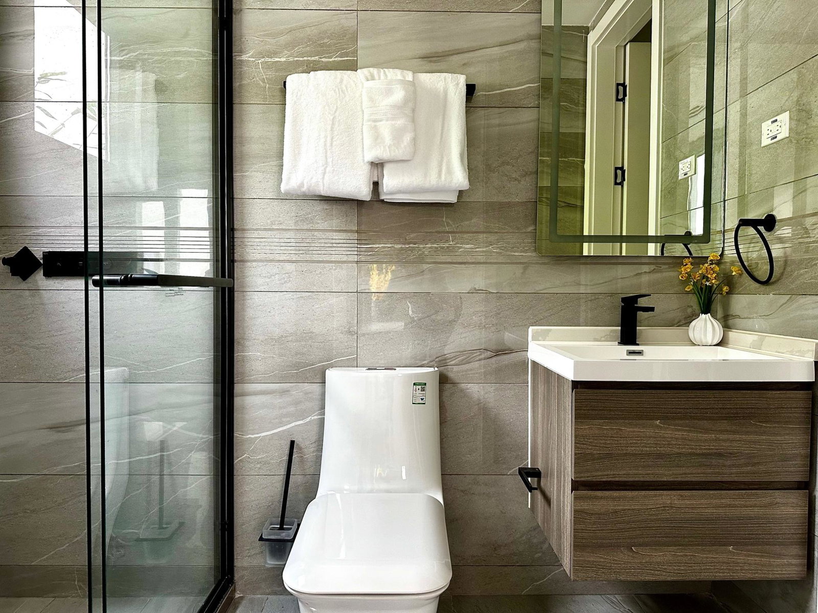 Twelfth image of 31- Spyglass - Jacks Hill in Kingston 6, St. Andrew, Jamaica - property is For Sale