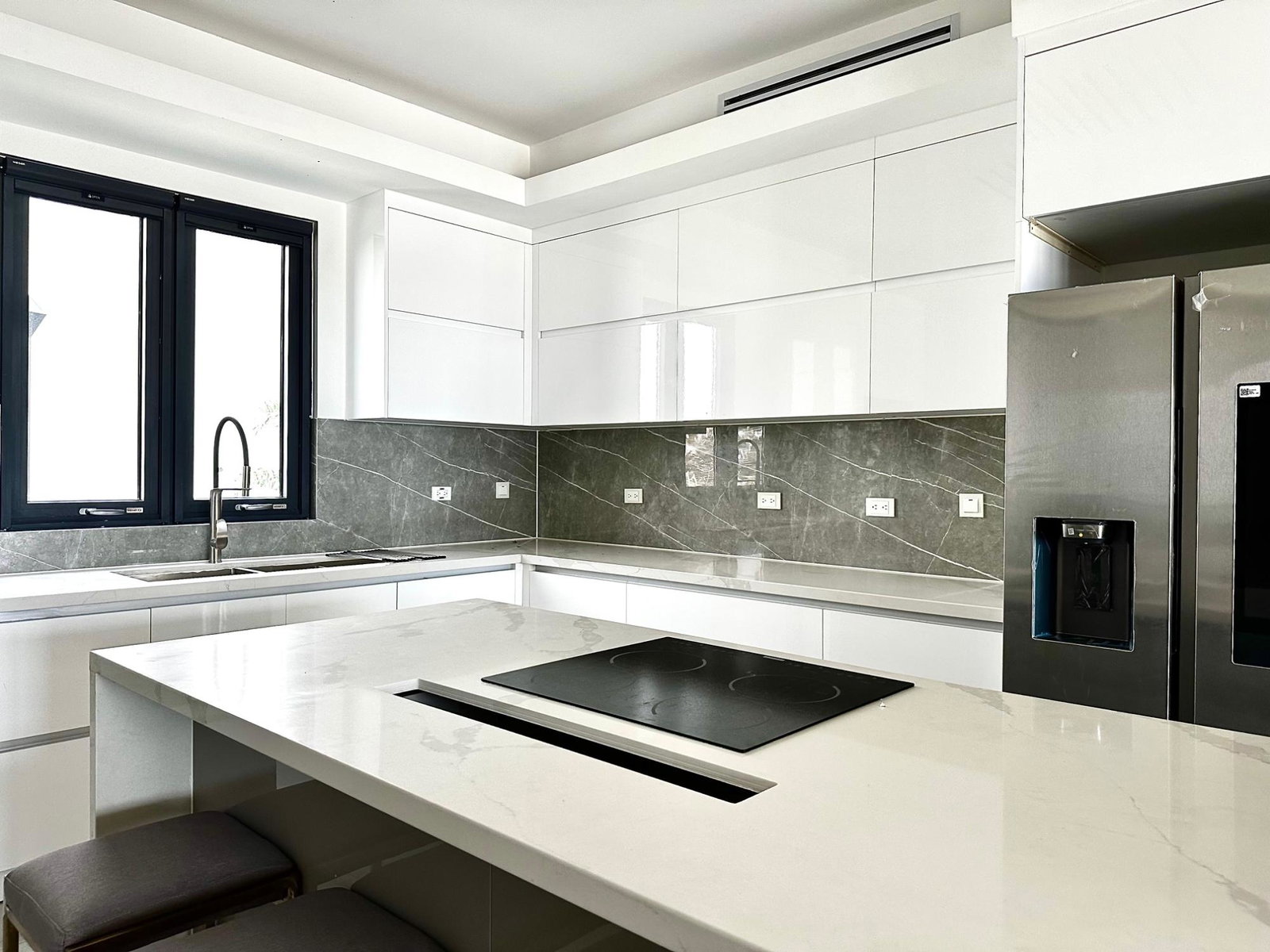 Fourth image of 31- Spyglass - Jacks Hill in Kingston 6, St. Andrew, Jamaica - property is For Sale