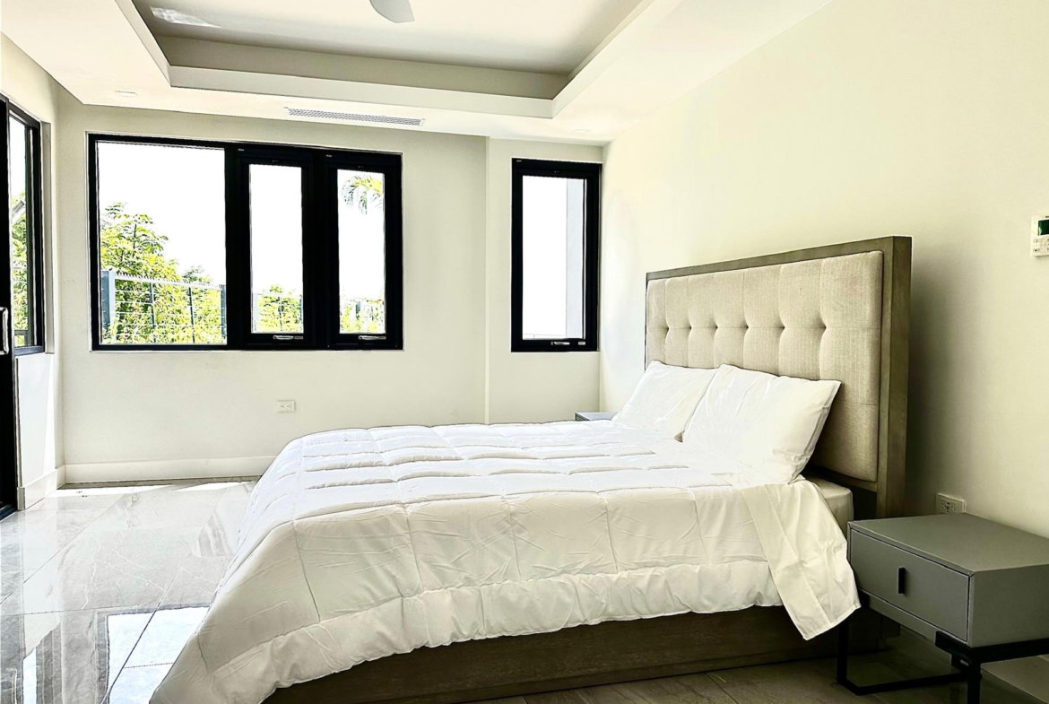 Seventh image of 31- Spyglass - Jacks Hill in Kingston 6, St. Andrew, Jamaica - property is For Sale