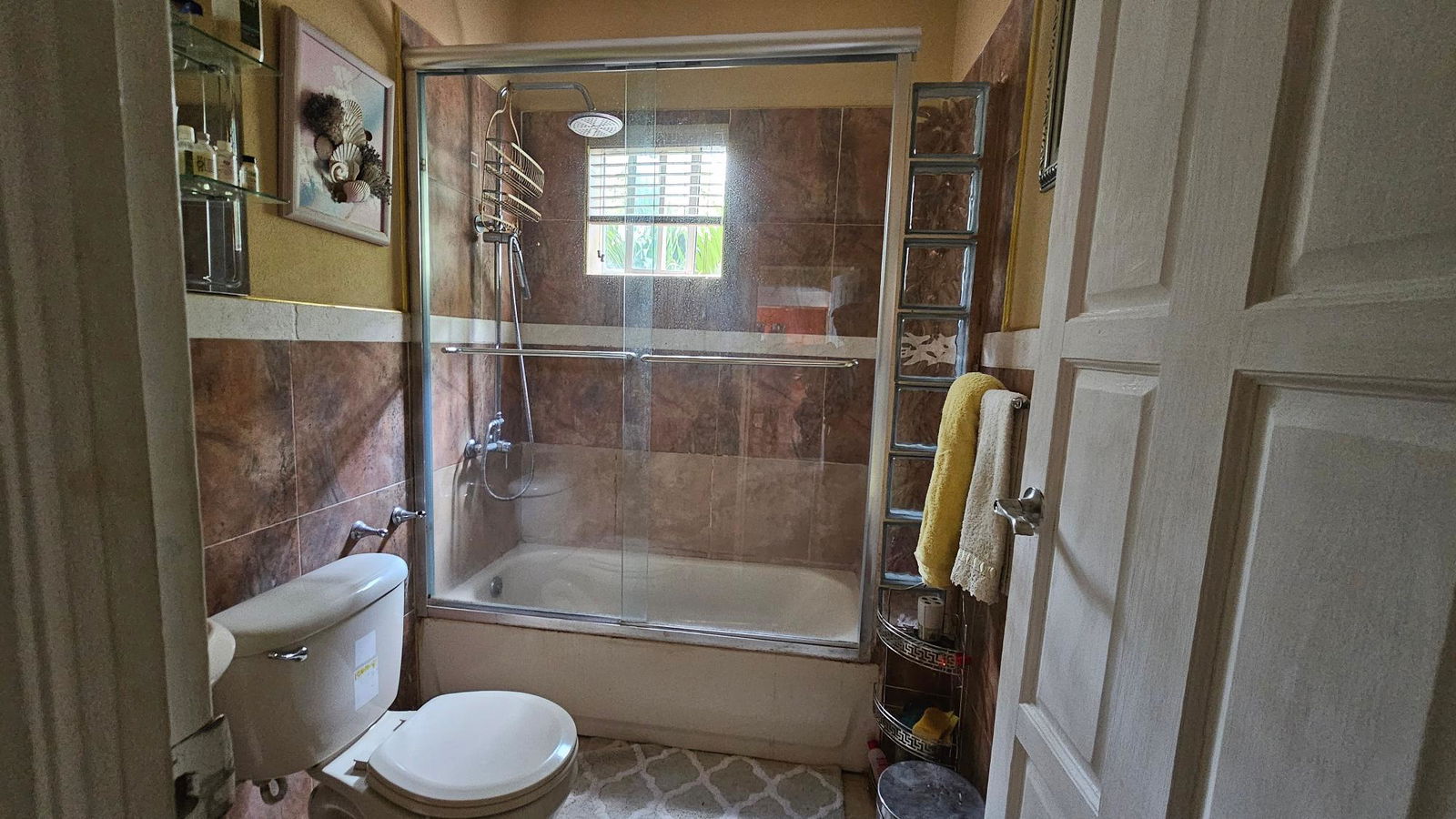 Thirtieth image of 16a Panton Road, Kingston 9 in Kingston 9, St. Andrew, Jamaica - property is For Rent
