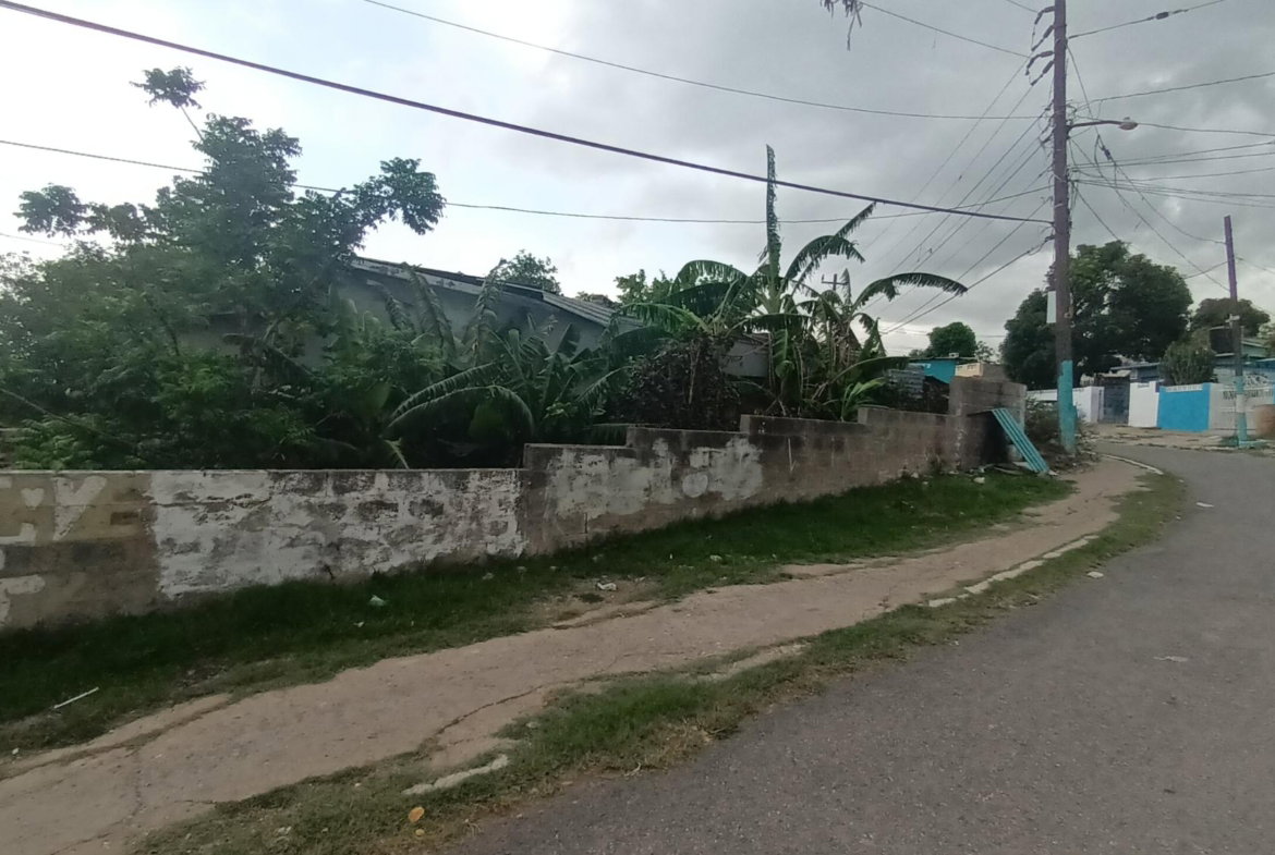 Third image of 33 Commission Road in Kingston 2, Kingston, Jamaica - property is For Sale