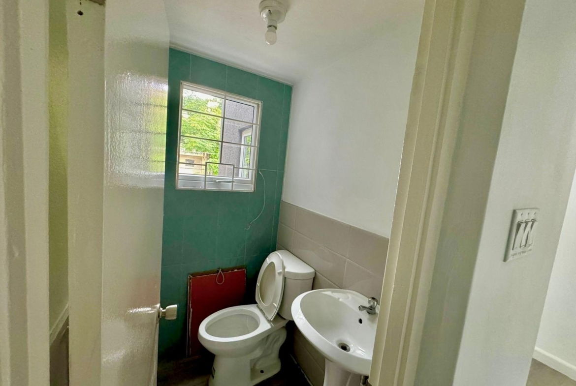 Eighth image of 7 Trafalgar Road in Kingston 5, St. Andrew, Jamaica - property is For Rent