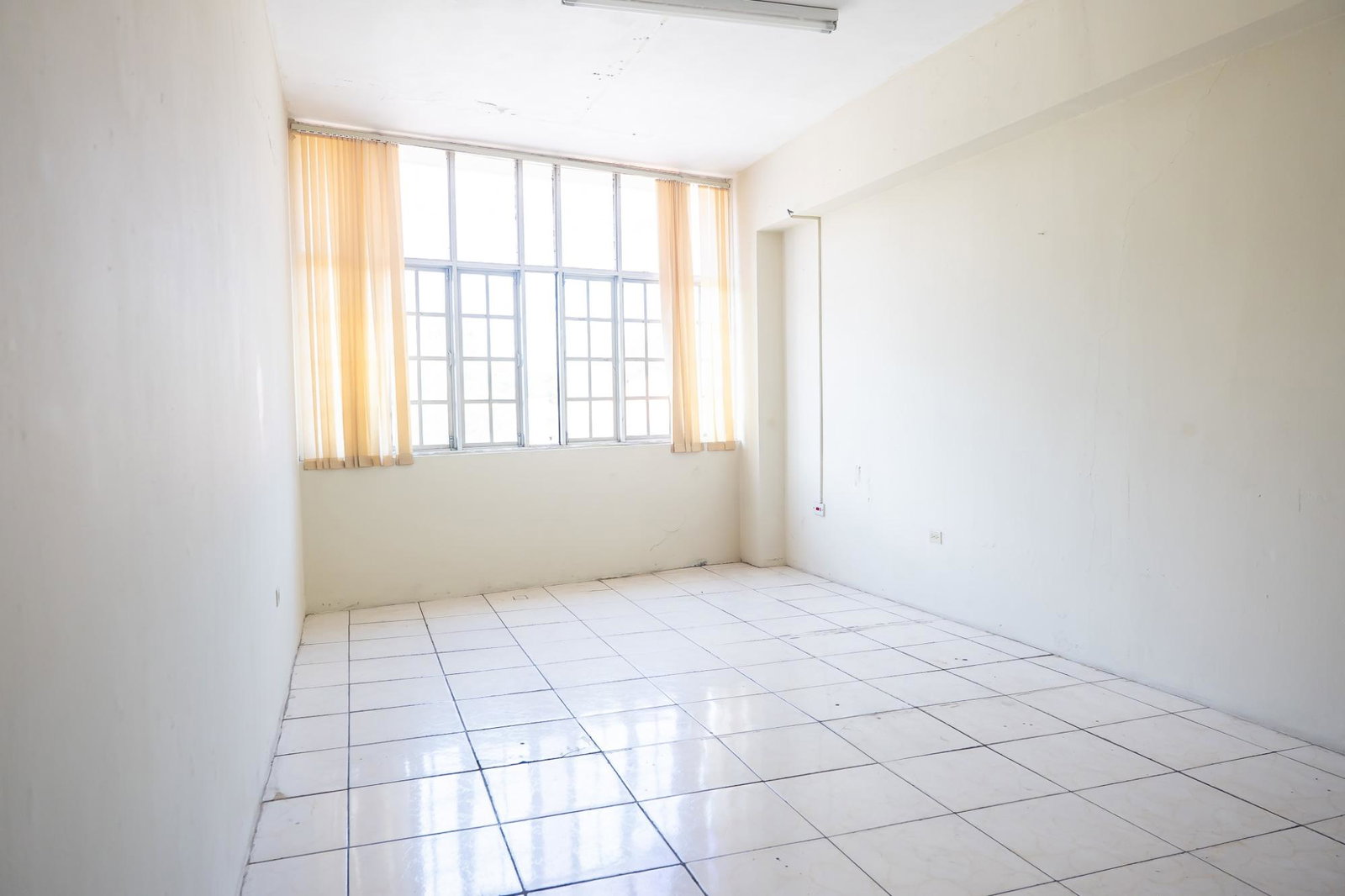 For-Rent-Prime-Retail-Office-Space-at-The-Victory-Building-Montego-Bay Third image of 6a-3-5 Fort Street in Montego Bay, St. James, Jamaica - property is For Rent