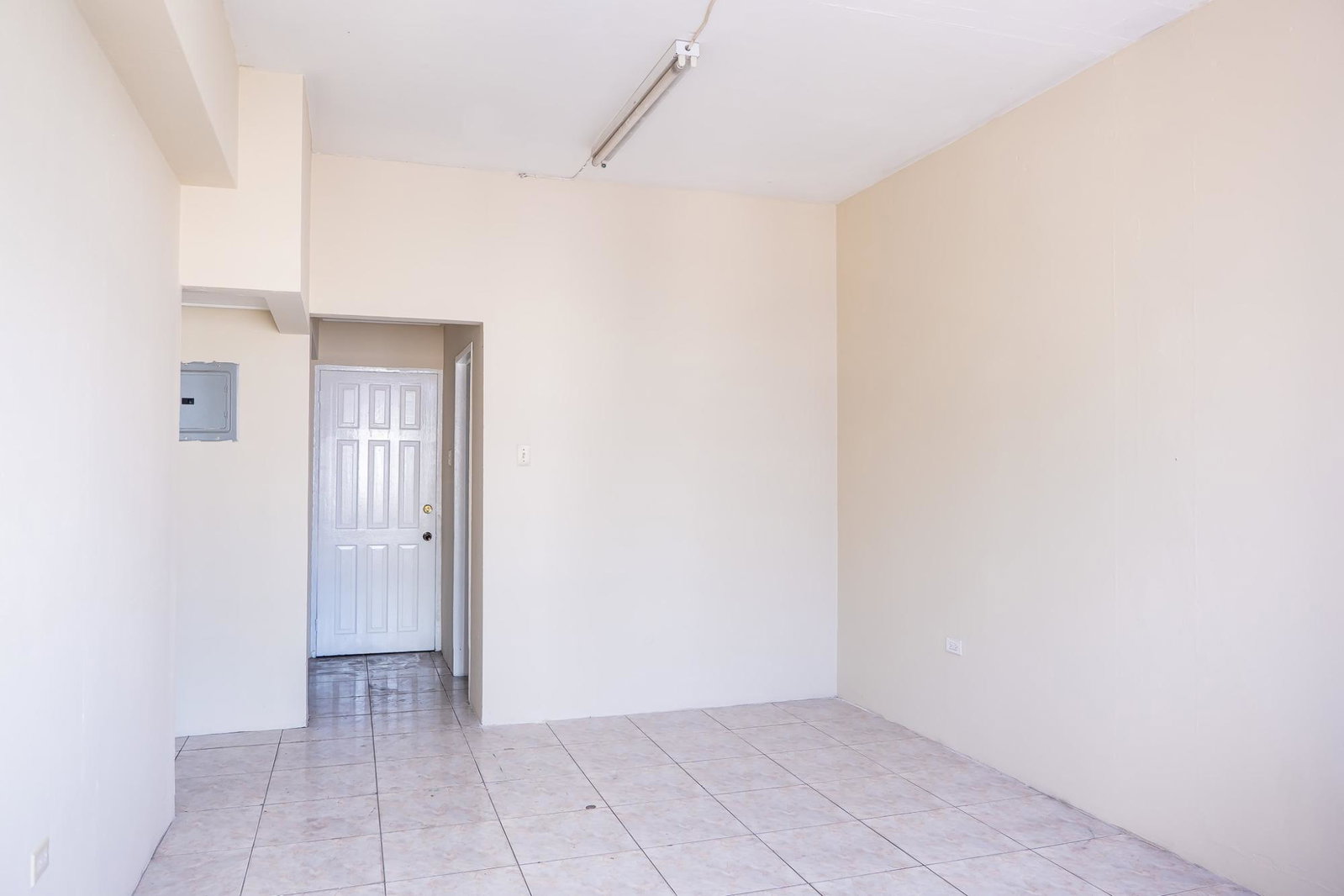 Fifth image of 10a-3-5 Fort Street in Montego Bay, St. James, Jamaica - property is For Rent