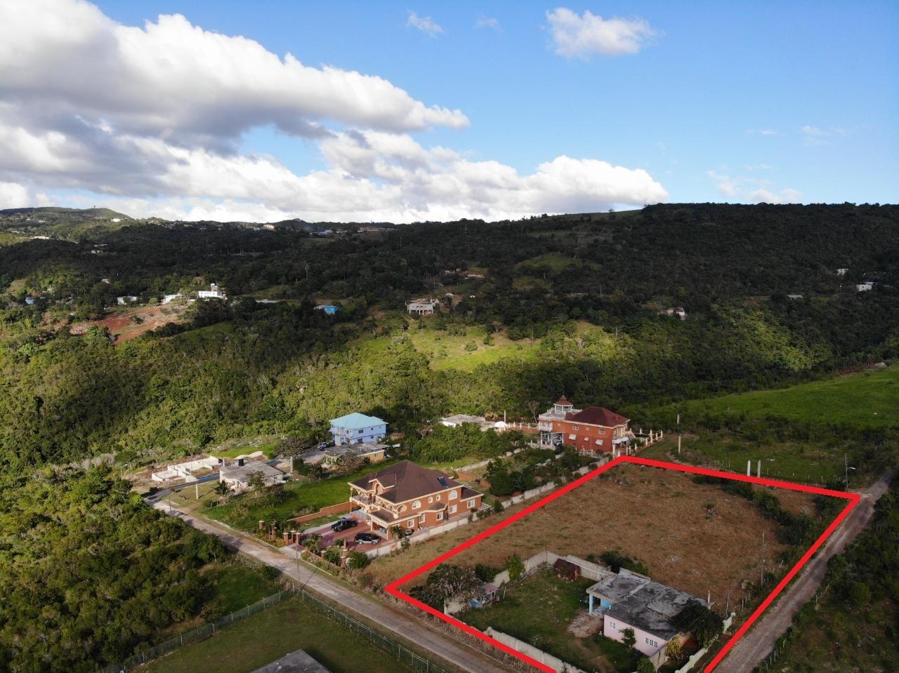 Second image of Eglington Spur Tree in Mandeville, Manchester, Jamaica - property is For Sale