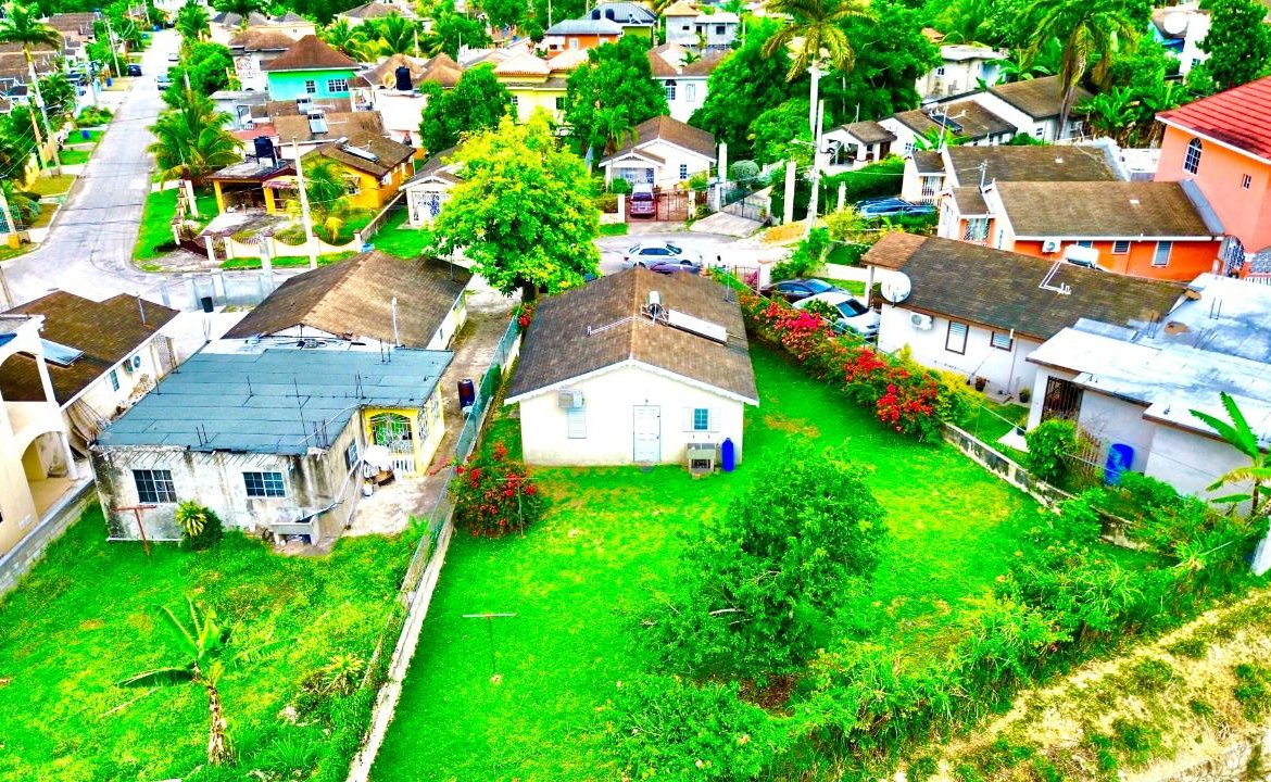 Fifth image of 118 Starfish Drive in Montego Bay, St. James, Jamaica - property is For Rent