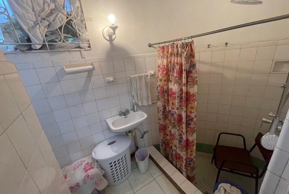 Seventeenth image of 16 Carlisle Avenue in Kingston 8, St. Andrew, Jamaica - property is For Sale