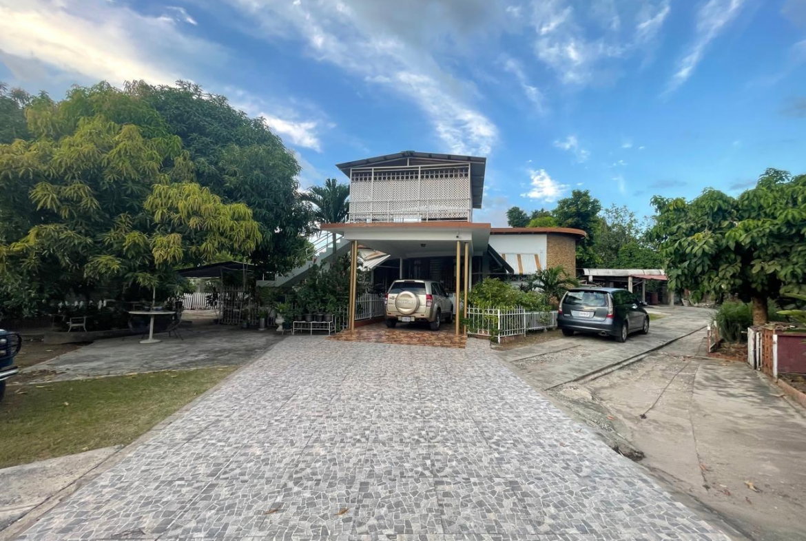 Eighth image of 16 Carlisle Avenue in Kingston 8, St. Andrew, Jamaica - property is For Sale