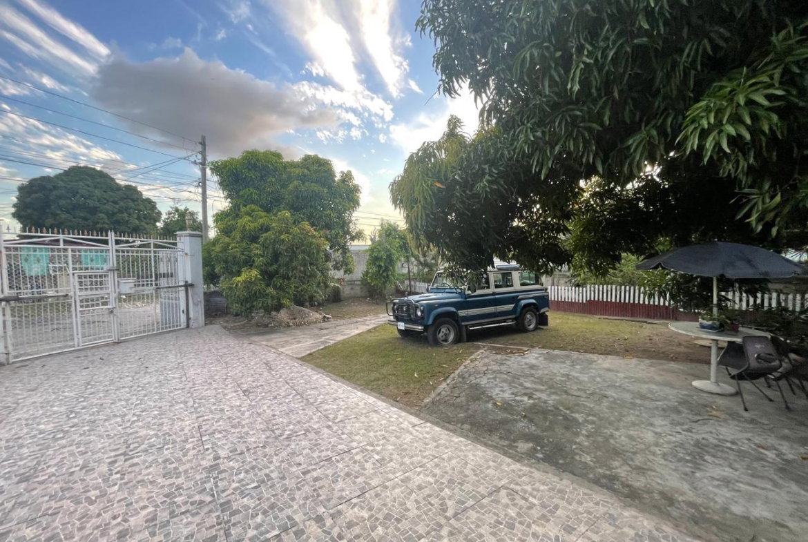Ninth image of 16 Carlisle Avenue in Kingston 8, St. Andrew, Jamaica - property is For Sale