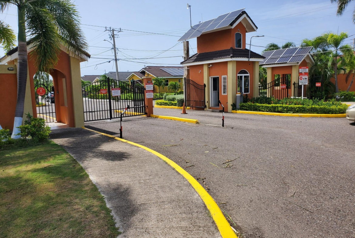 Second image of Drax Hall Manor in Ocho Rios, St. Ann, Jamaica - property is For Rent