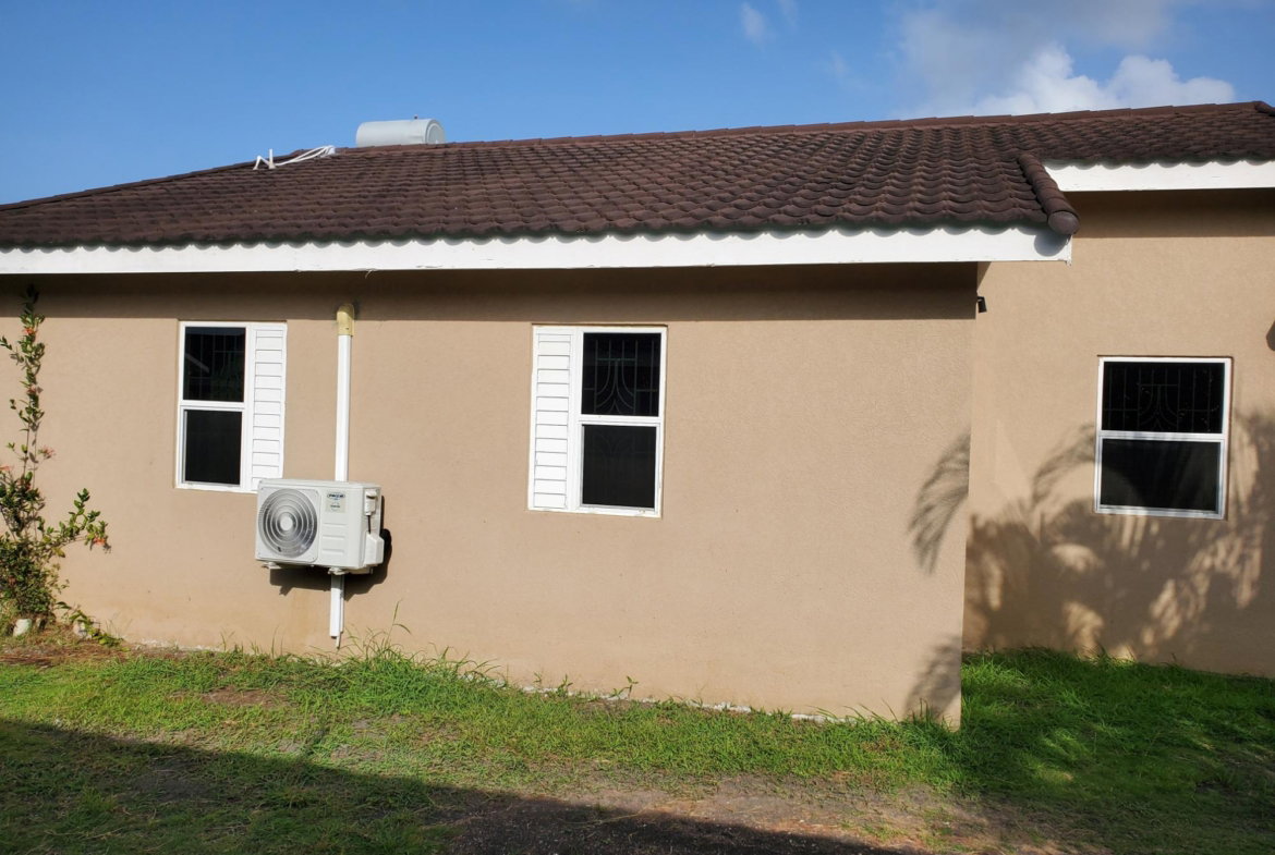Ninth image of Drax Hall Manor in Ocho Rios, St. Ann, Jamaica - property is For Rent