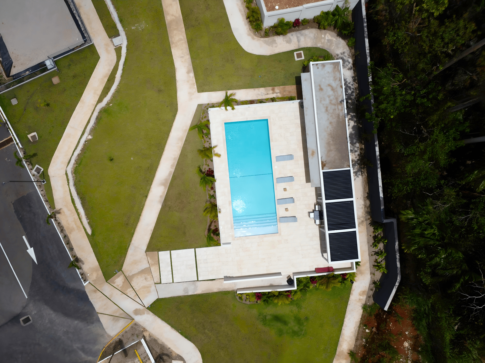 Second image of 301- Avista Bloomfield in Mandeville, Manchester, Jamaica - property is For Rent