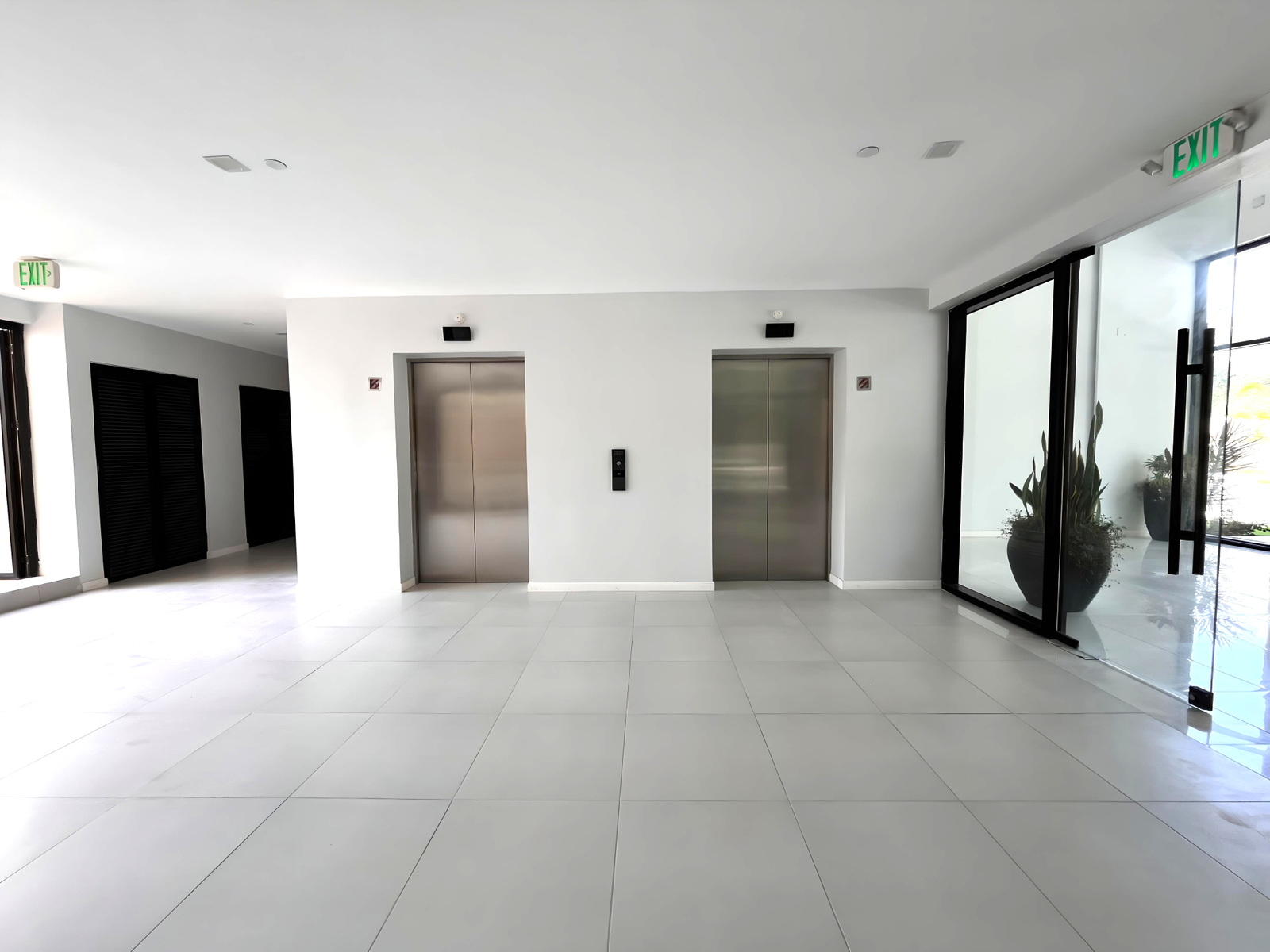 Seventh image of 301- Avista Bloomfield in Mandeville, Manchester, Jamaica - property is For Rent