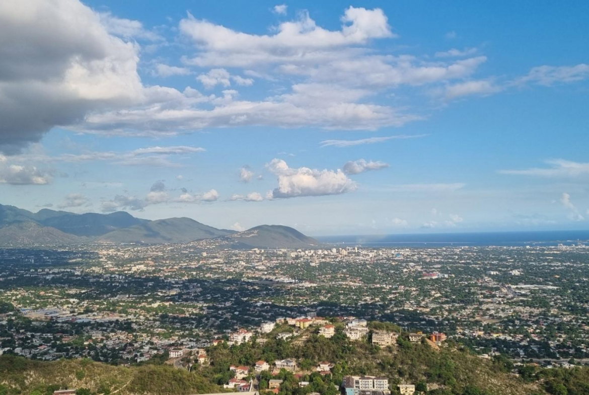 Sixth image of 8 Astoria Drive, Stanmore h in Kingston 3, St. Andrew, Jamaica - property is For Sale