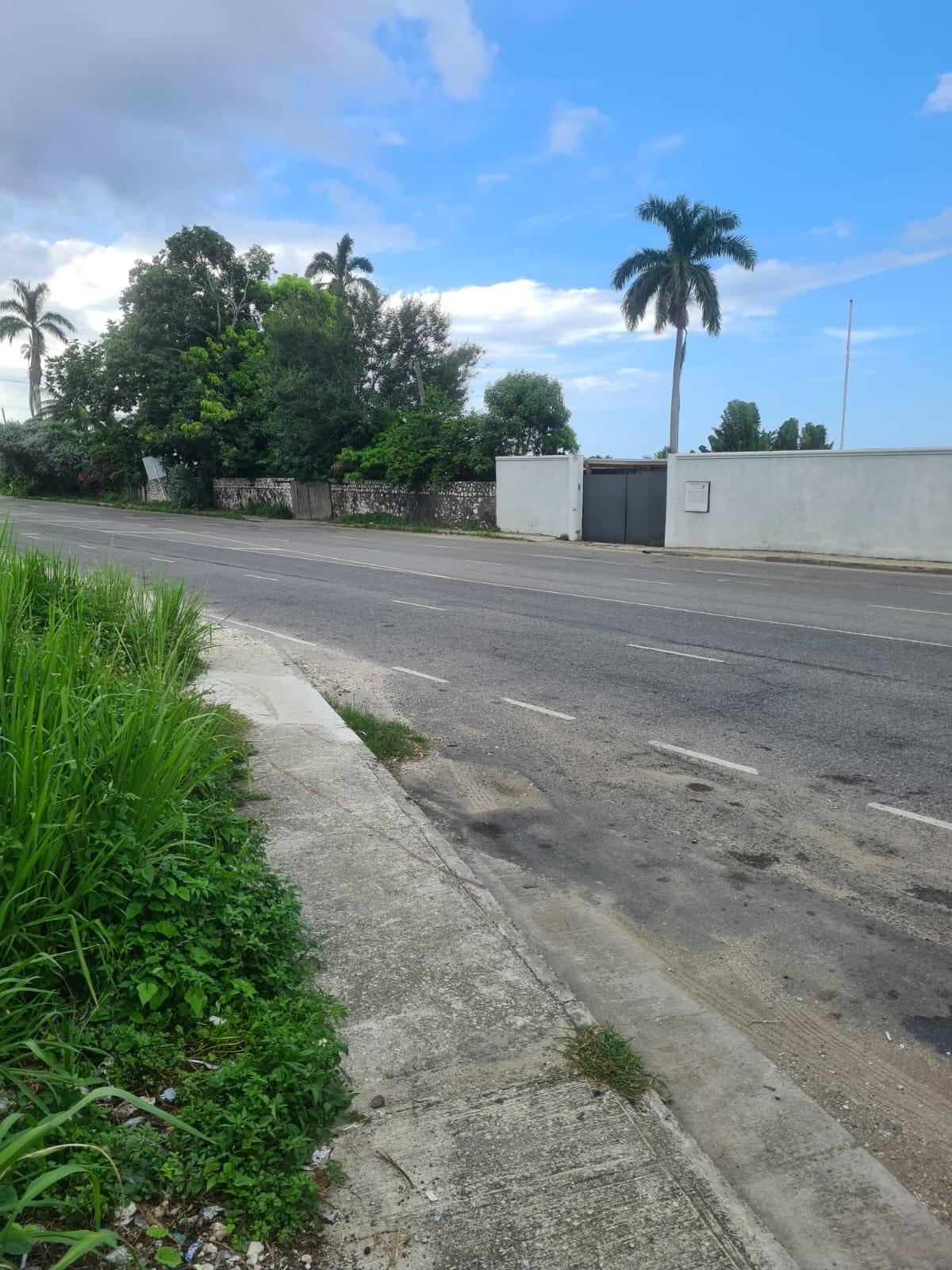First image of Reading Pen, St. James in Reading, St. James, Jamaica - property is For Rent