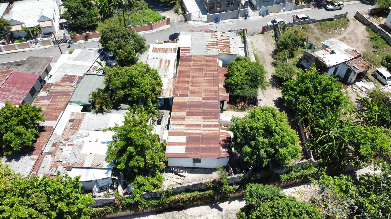 Fourth image of 2d Slipdock Road in Bournemouth Gardens, Kingston, Jamaica - property is For Sale