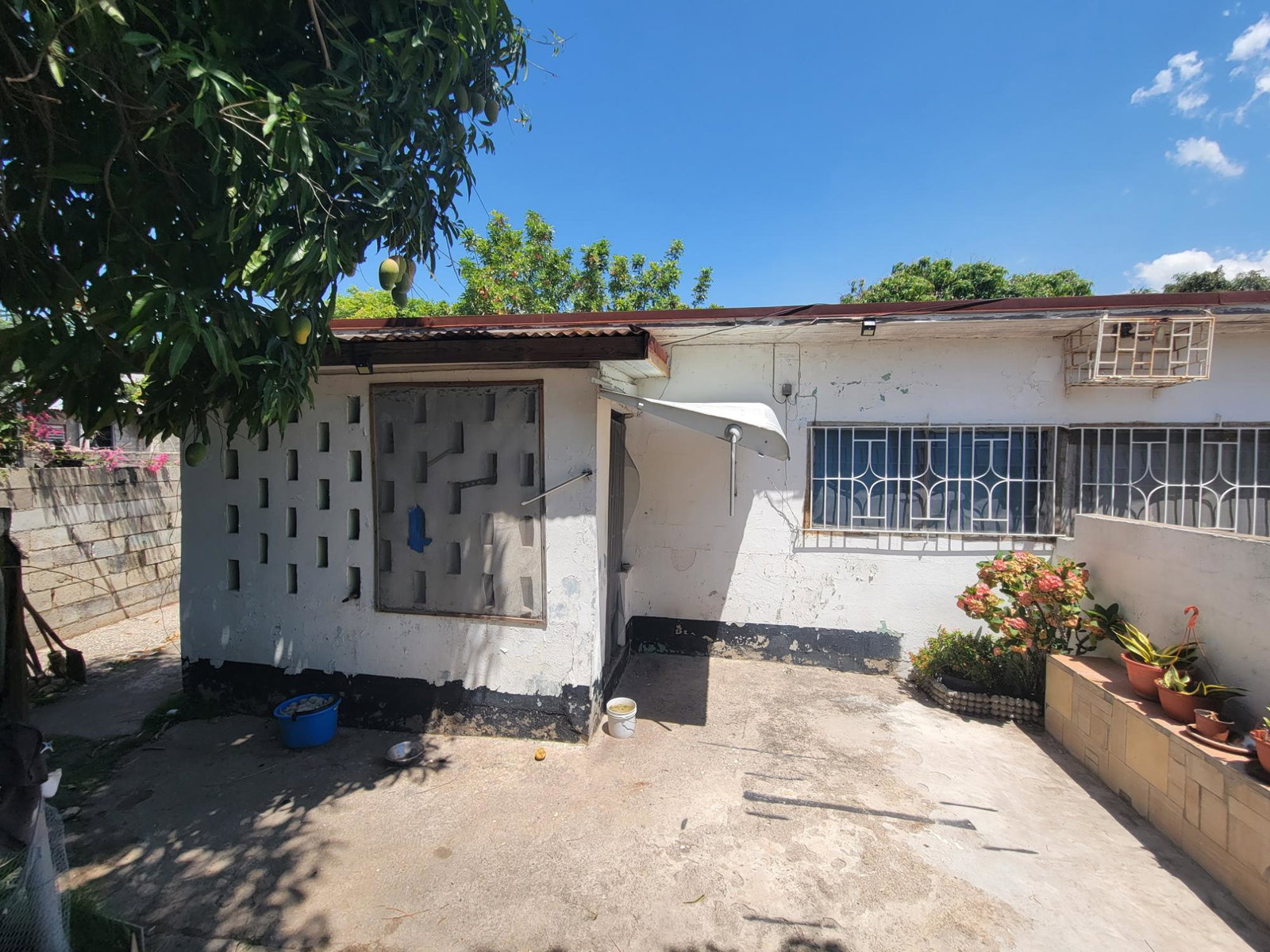 Ninth image of 2d Slipdock Road in Bournemouth Gardens, Kingston, Jamaica - property is For Sale