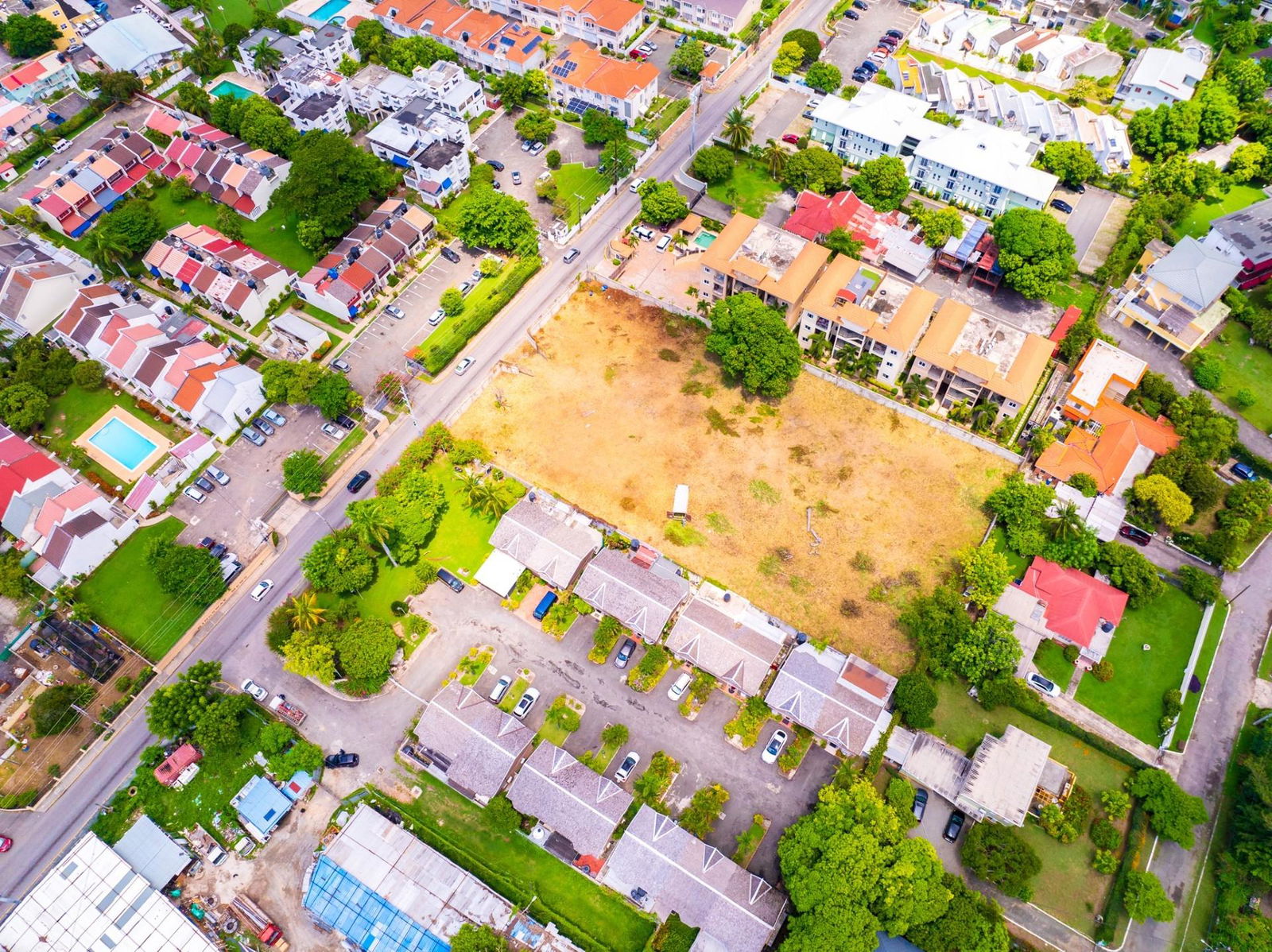 Third image of 2 Kingsway in Kingston 10, St. Andrew, Jamaica - property is For Sale