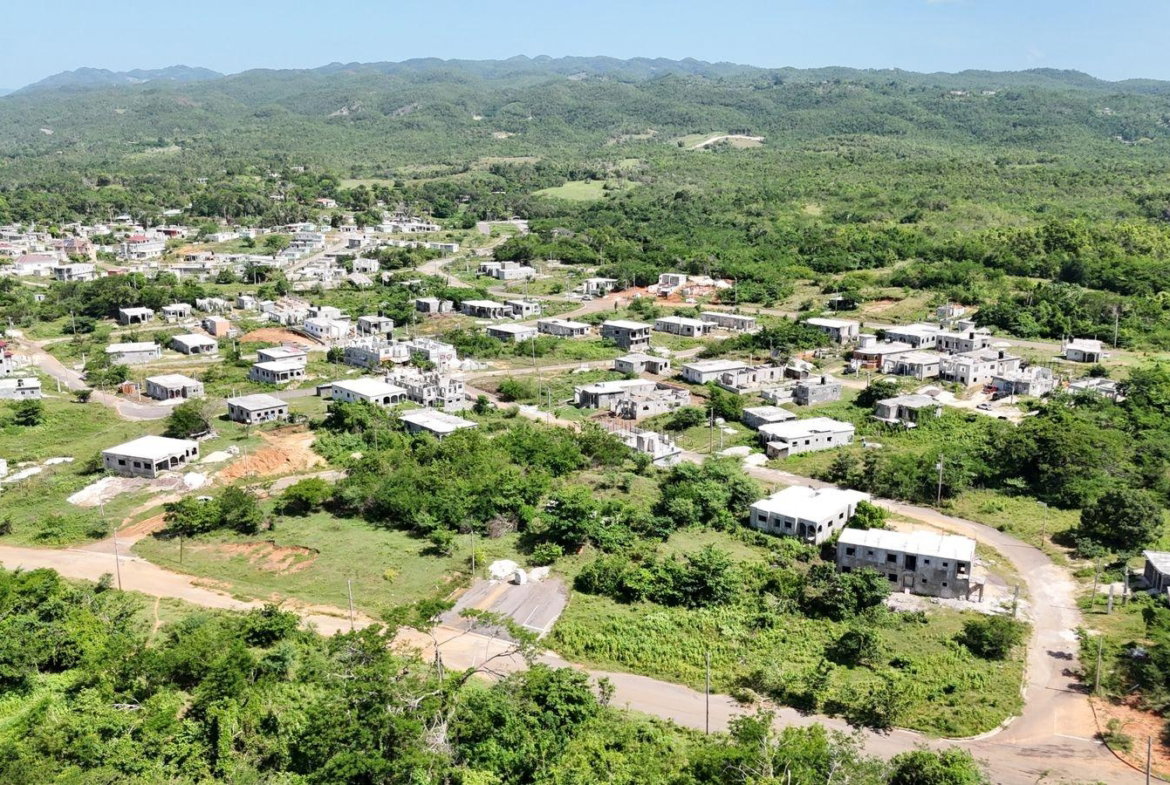 Eighth image of Luana in Luana, St. Elizabeth, Jamaica - property is For Sale