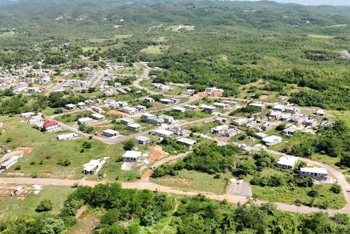 Ninth image of Luana in Luana, St. Elizabeth, Jamaica - property is For Sale