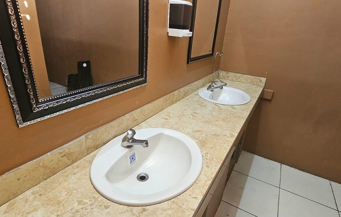 Sixth image of 22-24- Overton Plaza Montego Bay in Montego Bay, St. James, Jamaica - property is For Rent